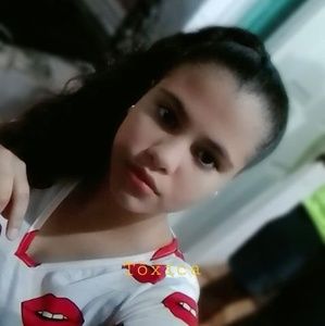 Meet your Posher, Esmeralda